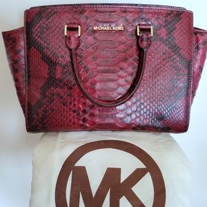*SOLD* Michael Kors Snakeskin design bag